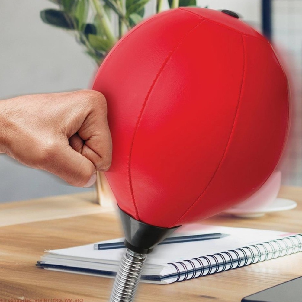 🆕 Red Desktop Punching Bag - Picture 7 of 7